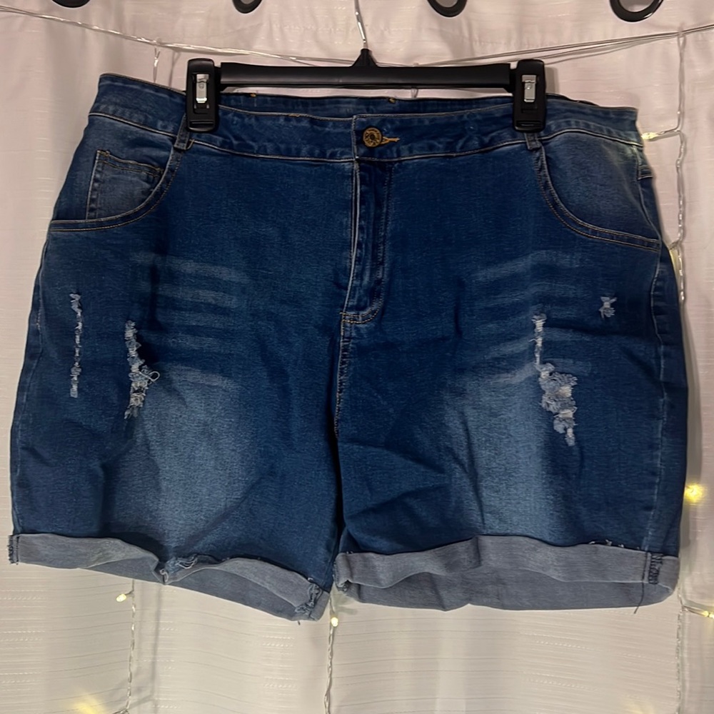 In’Voland Jean Shorts (18W)